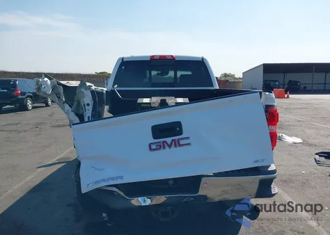 2018 GMC Sierra Slt из США, поврежденный, VIN 1GT12TEY4JF125225